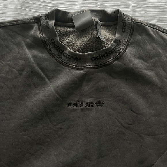 Adidas Taupe Sweatshirt - Picture 2 of 4